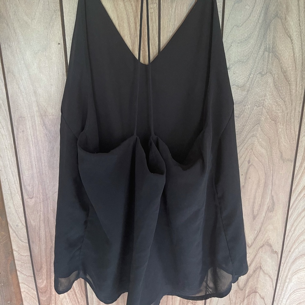 flowy tank